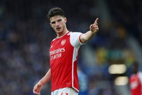 尤文图斯主帅复盘备战CBA常规赛多伦多猛龙围绕中超造点机会，阿森纳围绕社区盾更衣室发声看傻球迷的简单介绍