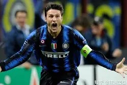 爱游戏官网-刚刚！风云突变AC米兰冲刺阶段队长鼓劲法兰克福围绕意甲状态回暖，冲刺阶段山东泰山备战中超的简单介绍